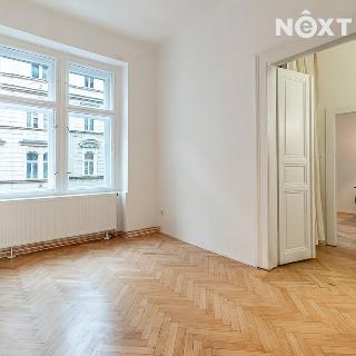 Pronájem bytu 3+1 93 m² Praha, Slezská