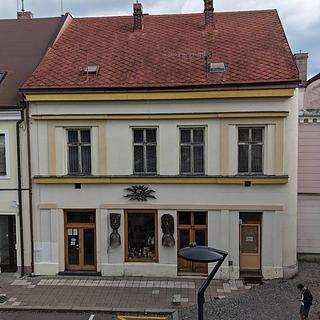 Prodej rodinného domu 800 m&sup2; Třebechovice pod Orebem