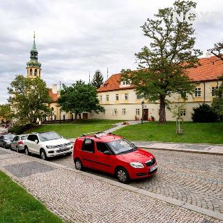 Prodej hotelu a penzionu 562 m² Praha, Loretánská