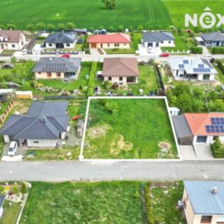 Prodej stavební parcely 738 m² Lipovec