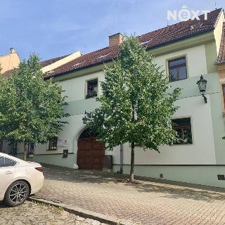 Pronájem kanceláře 15 m² Nepomuk, náměstí Augustina Němejce