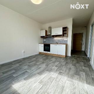 Pronájem bytu 1+1 42 m² Chrudim, Na Větrníku