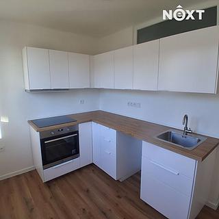 Pronájem bytu 2+1 51 m² Hluboká nad Vltavou
