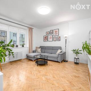 Prodej bytu 2+1 56 m² Praha, Jeseniova