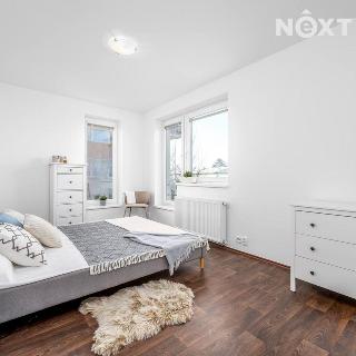 Prodej bytu 3+kk 77 m² Praha, Ke korunce