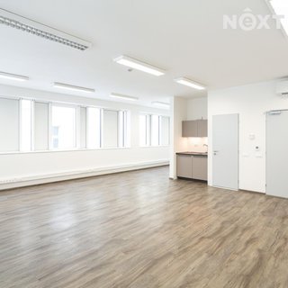 Pronájem kanceláře 68 m² Praha, Bolzanova