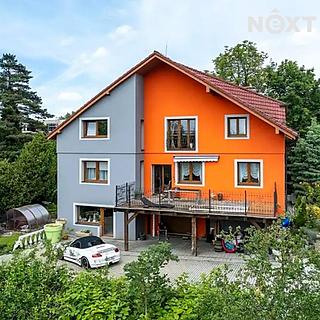 Pronájem bytu 4+1 115 m&sup2; Boršov nad Vltavou