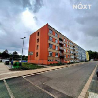 Prodej bytu 3+1 71 m² Hostinné, Sídliště