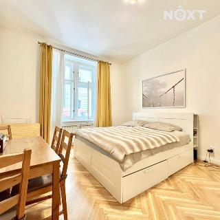 Prodej bytu 1+kk a garsoniéry 32 m² Praha, Šimáčkova