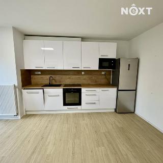 Pronájem bytu 2+kk 47 m² České Budějovice, Nádražní