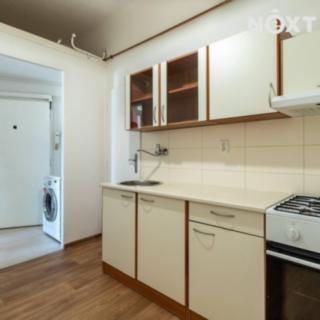 Pronájem bytu 1+1 32 m² Praha