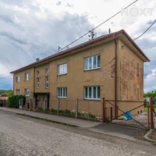 Prodej bytu 2+1 83 m² Tlučná, Školní