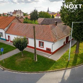 Prodej rodinného domu 220 m² Městec Králové