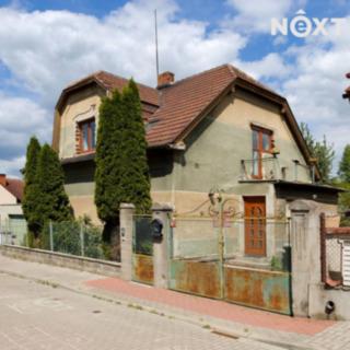 Prodej rodinného domu 270 m² Úžice
