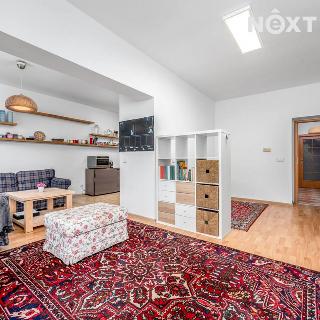 Prodej bytu 3+kk 116 m² Milovice, Kaštanová