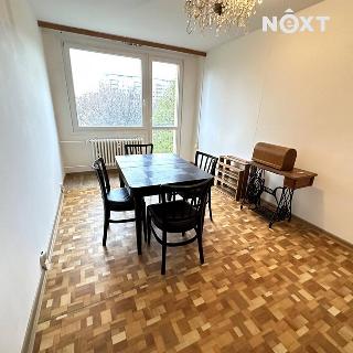 Pronájem bytu 2+kk 47 m² Praha, Chabařovická