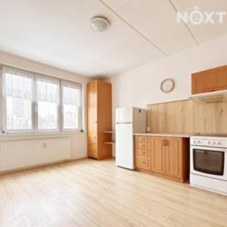 Pronájem bytu 1+1 38 m² Karlovy Vary, Závodu míru