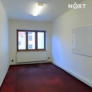Pronájem kanceláře 22 m&sup2; Česká Lípa