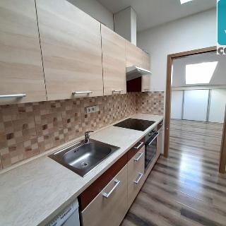 Pronájem bytu 1+1 30 m² Litomyšl, Smetanovo náměstí