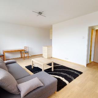 Pronájem bytu 1+kk a garsoniéry 33 m² Litoměřice, Hynaisova