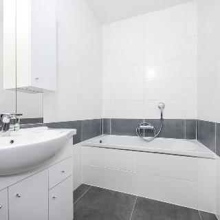 Prodej bytu 3+1 78 m² Ústí nad Labem, Rabasova