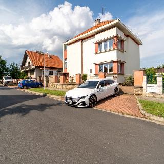 Prodej bytu 2+1 77 m² Budyně nad Ohří, Kepkova