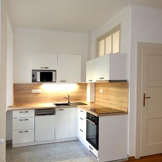 Pronájem bytu 2+1 68 m² Děčín, Zámecká