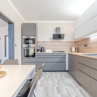 Prodej bytu 3+1 78 m² Ústí nad Labem, Rabasova