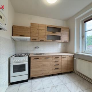 Pronájem bytu 3+1 67 m² Dubí, Vančurova