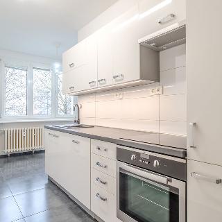 Pronájem bytu 2+1 60 m² Ústí nad Labem, Pod Parkem