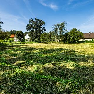 Prodej stavební parcely 4 820 m² Úštěk