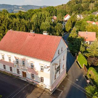 Prodej rodinného domu 580 m² Tašov