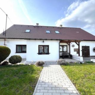 Prodej rodinného domu 200 m² Staňkov
