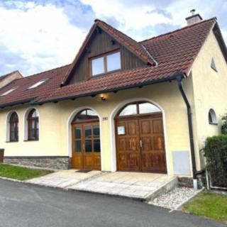 Pronájem bytu 3+1 148 m² Koloveč