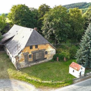 Prodej zemědělské usedlosti 635 m&sup2; Hostouň