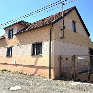 Prodej rodinného domu 176 m² Milavče