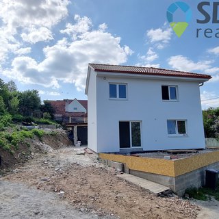 Prodej rodinného domu 223 m² Lysice, 