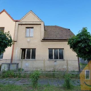 Prodej rodinného domu 134 m² Pečky