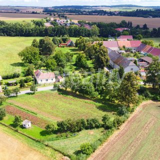 Prodej stavební parcely 1 754 m² Jaroměřice nad Rokytnou, 