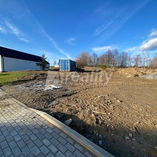 Prodej stavební parcely 718 m² Puklice, 