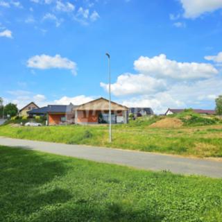 Prodej stavební parcely 2 895 m² Kochánov