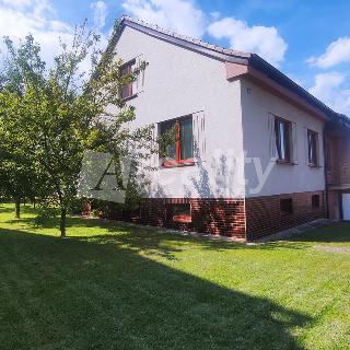 Prodej rodinného domu 200 m² Brtnice, Zahradní