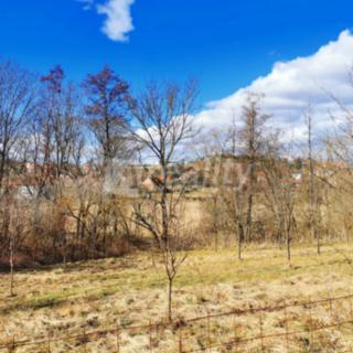 Prodej stavební parcely 1975 m&sup2; Biskupice-Pulkov