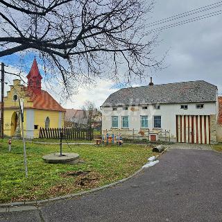 Prodej zemědělské usedlosti 320 m² Zvěrkovice, 