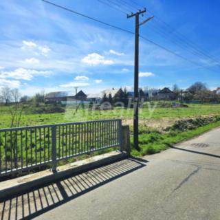 Prodej stavební parcely 2195 m&sup2; Lhotka