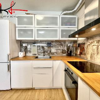 Prodej bytu 2+kk 45 m² Praha, Hlučkova