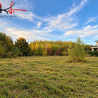 Prodej stavební parcely 875 m&sup2; Hradešín