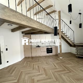 Pronájem bytu 2+kk 52 m² Beroun, Sadová