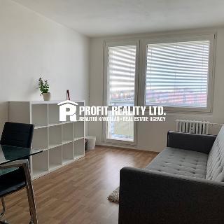 Pronájem bytu 2+kk 50 m² Praha, Steinerova