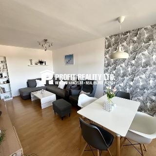 Prodej bytu 4+1 88 m² Beroun, Branislavova